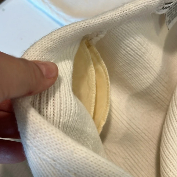 Victoria Jones - vintage petite medium, white cropped cardigan - Picture 8 of 8